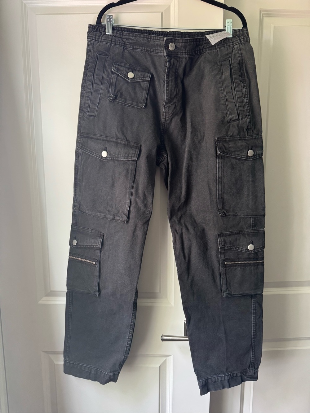 Zara Black Cargo Pants with Multifunction Pockets
